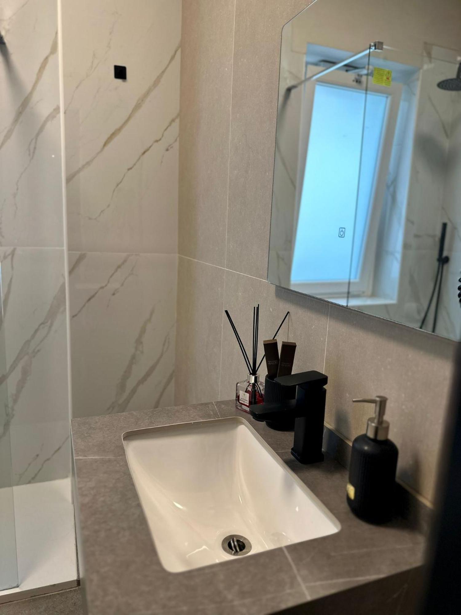 בארי Golden Palm B&B מראה חיצוני תמונה