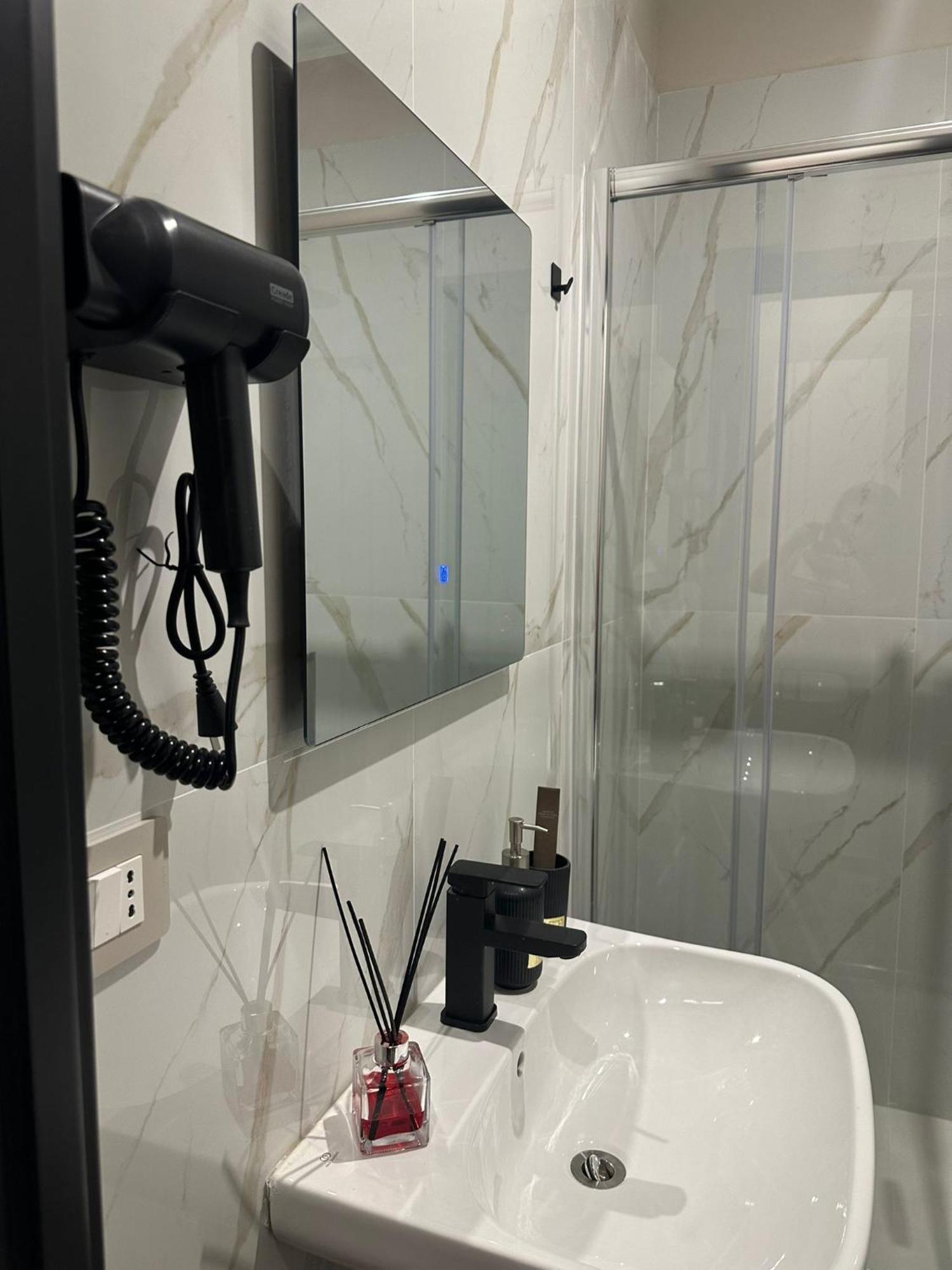 בארי Golden Palm B&B מראה חיצוני תמונה